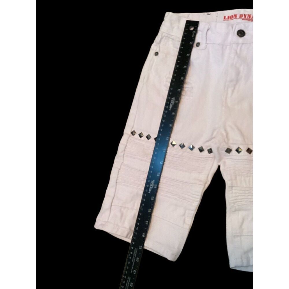 Lion Dynasty White Denim Jean Shorts Studded Size 14 - Picture 4 of 6